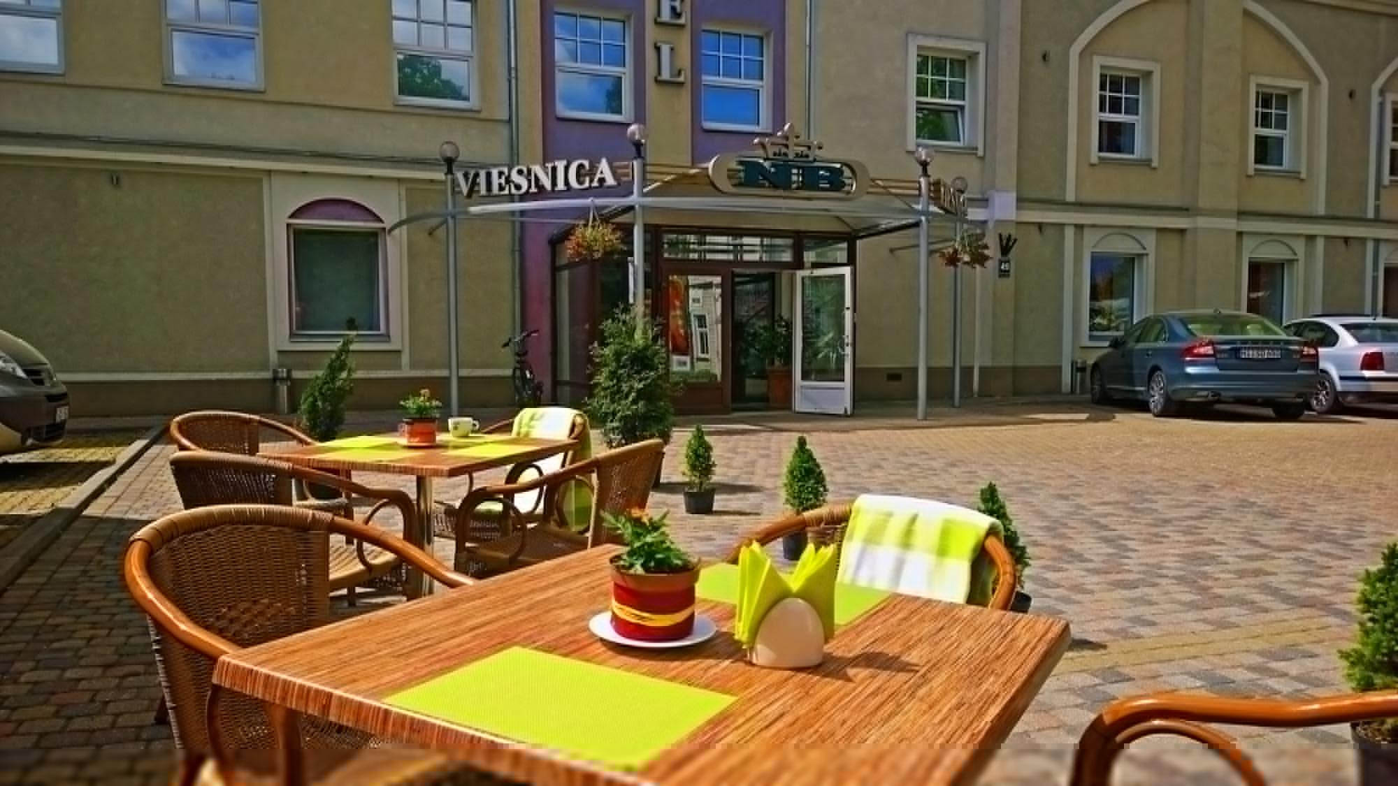Nb Hotel With Free Parking Рига Екстериор снимка