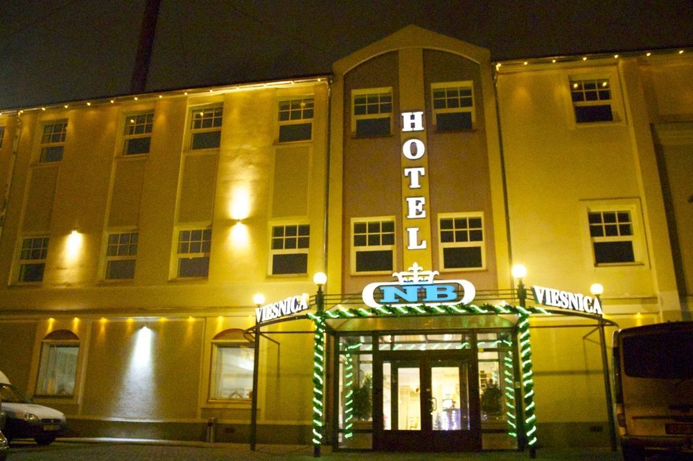 Nb Hotel With Free Parking Рига Екстериор снимка